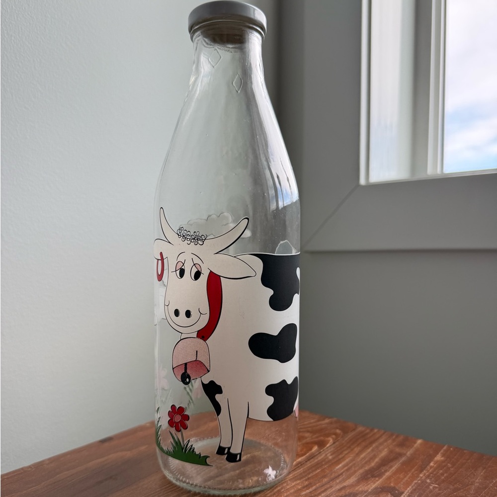 Glass Dairy Milk Bottle Anthropomorphic Cow Farmhouse Decor